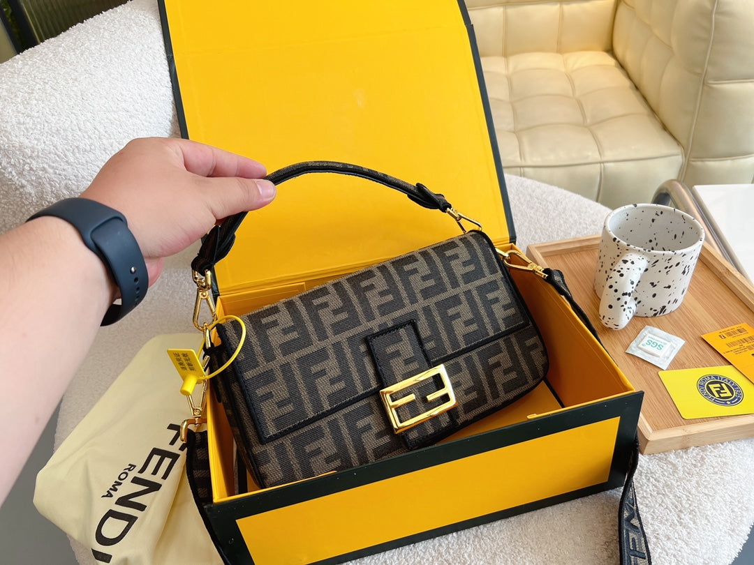 EN - New 1:1 rep Lux Bags FEI 271