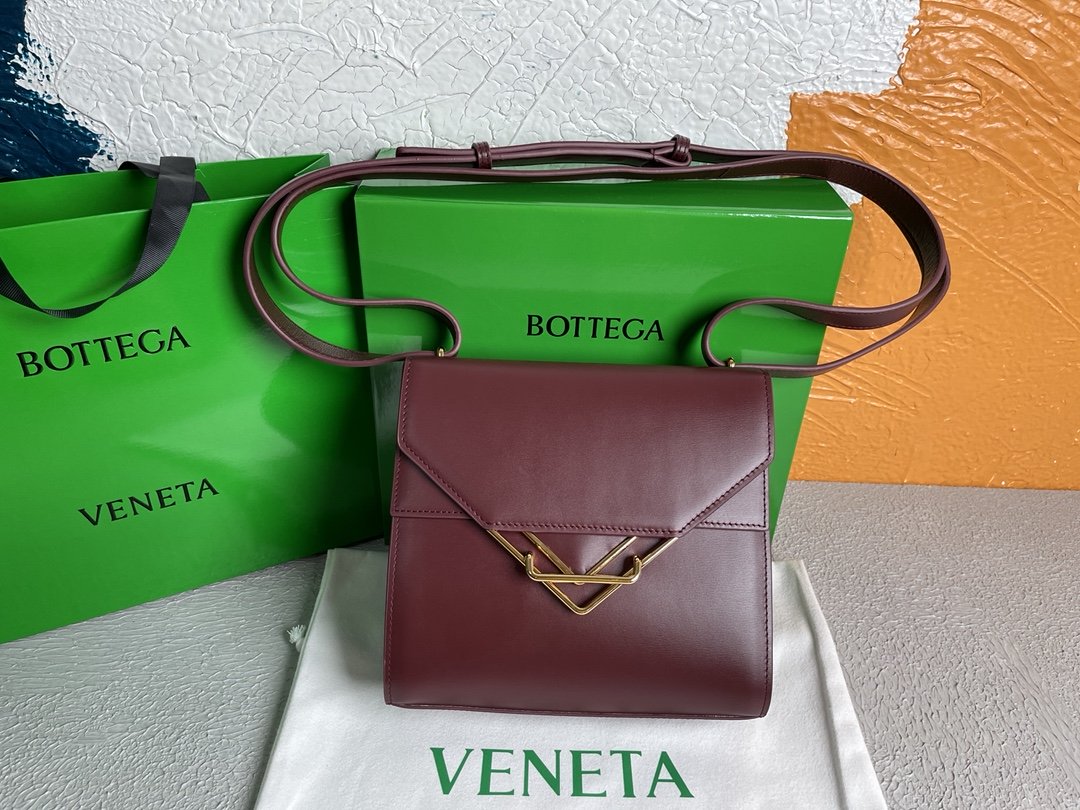 Top Quality Clip Bag Purple, For Women, Women’s Bags 9in/23cm