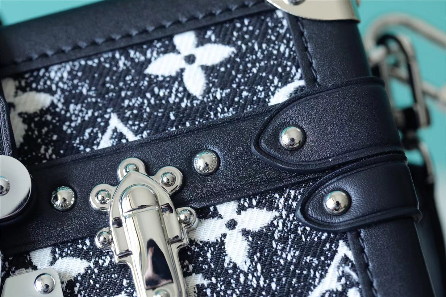Top Quality Petite Malle Monogram Jacquard Denim Navy Blue For Women,  Shoulder And Crossbody Bags 7.9in/20cm Top Quality 