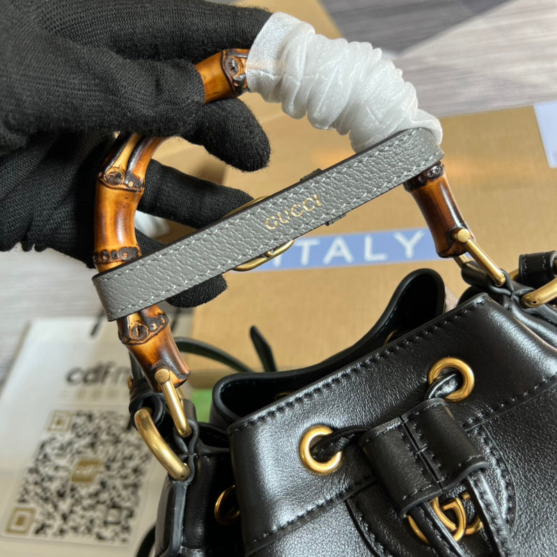 Top Quality -  Bags - 1010