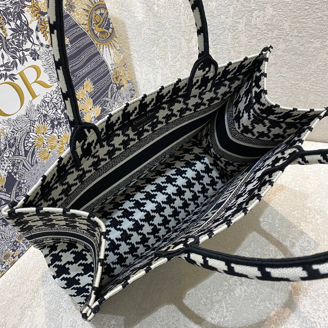 Top Quality MeTop Qualityum Book Tote Black Macro Houndstooth Embroidery, Blue, For Women Womens Handbags, Shoulder Bags, 36cm CD M1296ZTQT_M911
