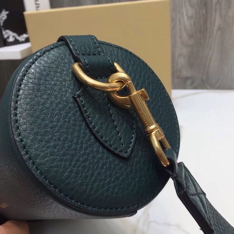 Top Quality Barrel Bag Green For Women, Bags 8.3in/21cm