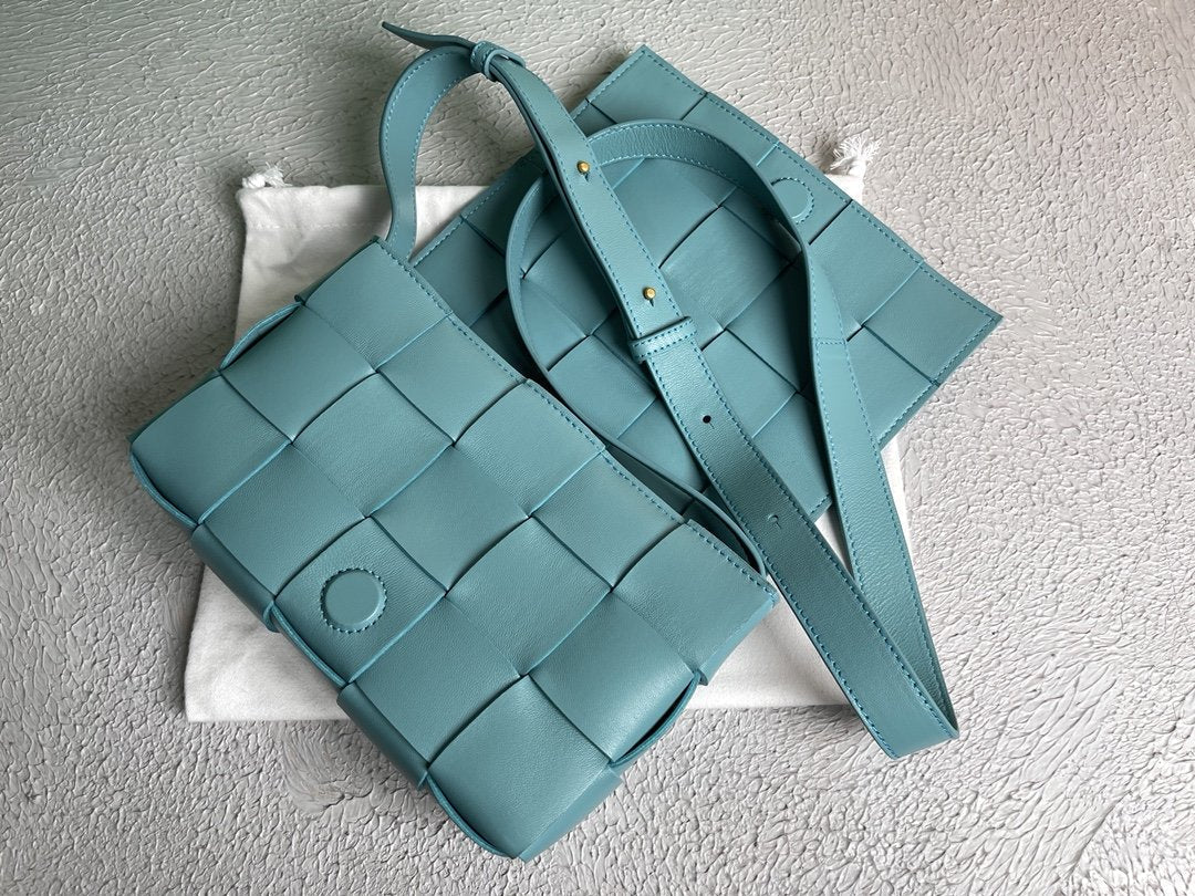 Top Quality Cassette Light Blue, For Women, Women’s Bags 9.1in/23cm