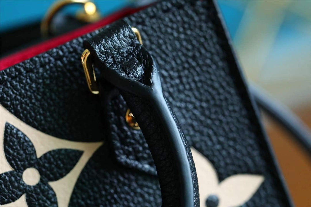 Top Quality Petit Sac Plat By The Pool 17cm Black