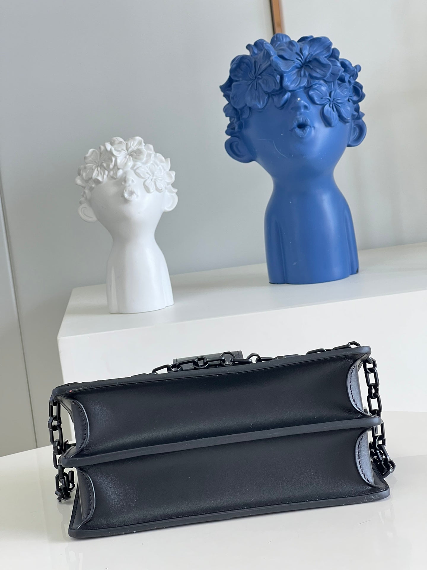 Top Quality Limited Dauphine MM Bags By Nicolas Ghesquière With Monogram Lace Black For Women 25cm Top Quality
