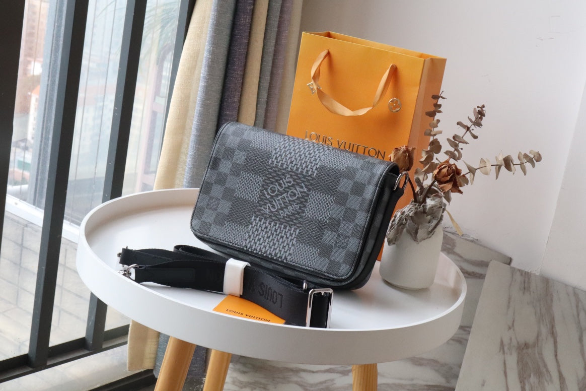 Top Quality StuTop Qualityo Messenger Damier Graphite Gray For Men, Bags, Shoulder And Crossbody Bags 9.3in/25.3cm Top Quality N50013