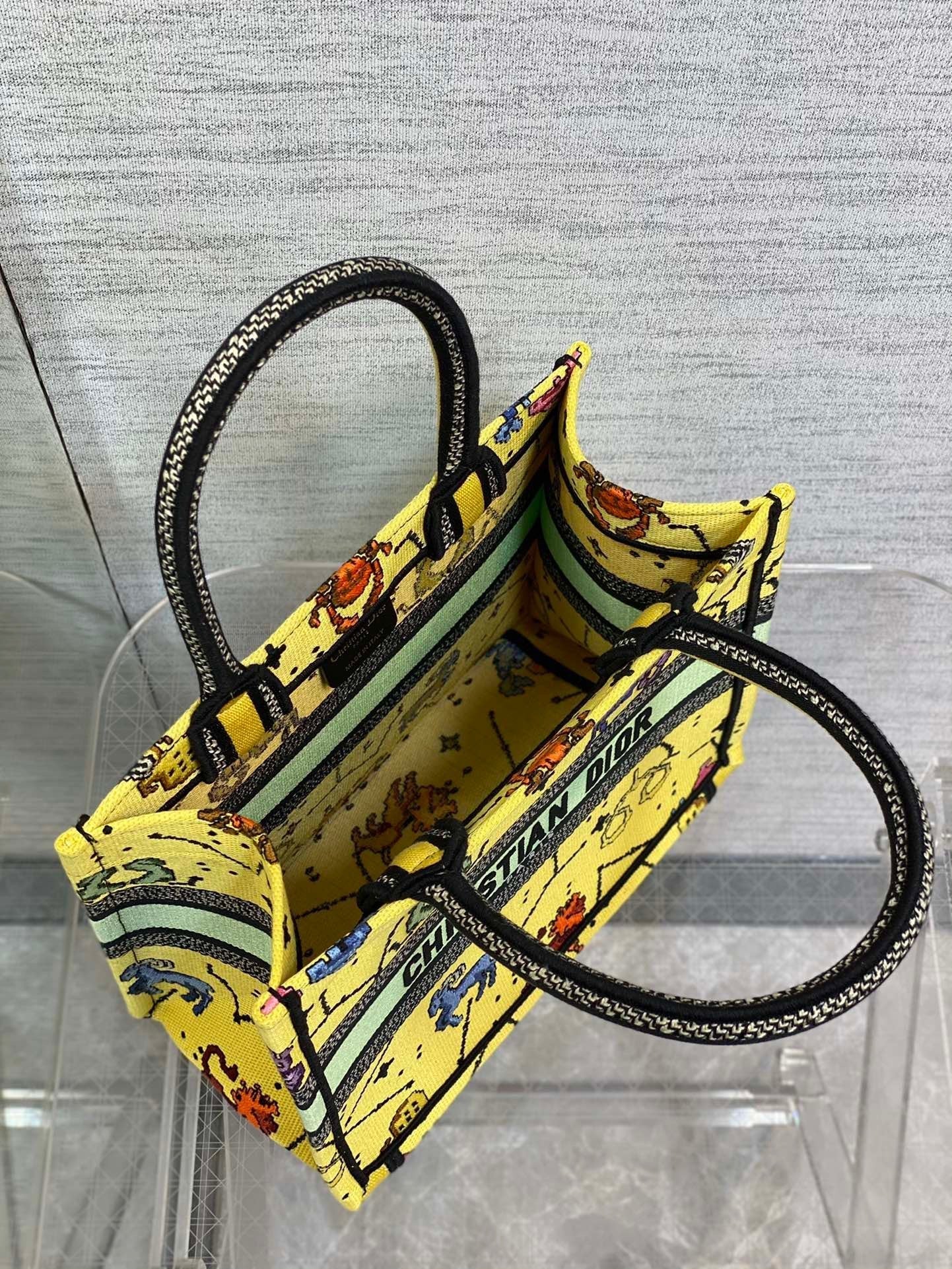 Top Quality Small Book Tote Yellow, For Women, Womens Handbags 26.5cm/10.5in CD M1265ZRTY_M930