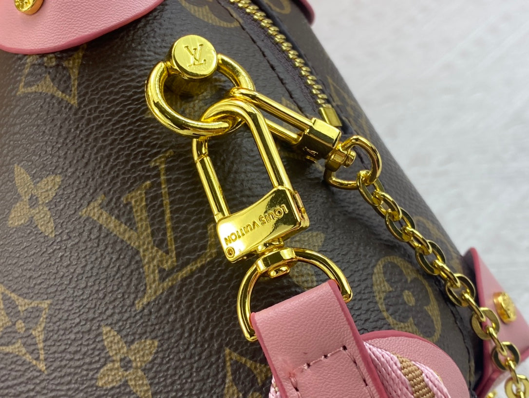 EN - New 1:1 rep  Bags LUV 661