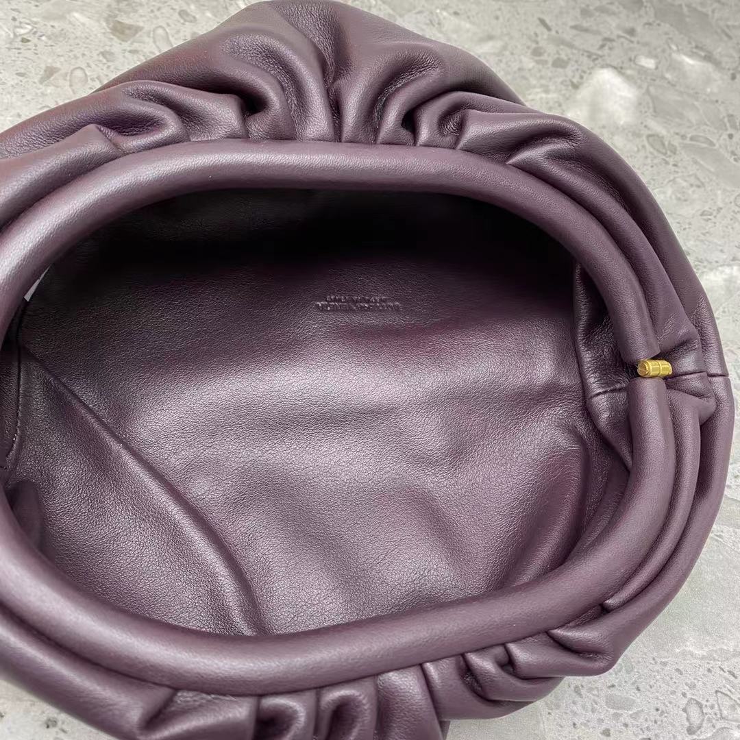 Top Quality Chain Pouch Violet, For Women, Women’s Bags 12.2in/31cm