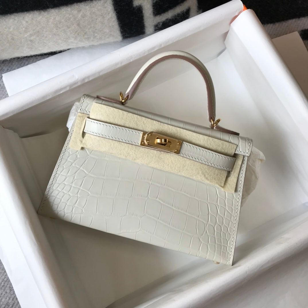 Top Quality Kelly White For Women Gold Toned Hardware 7.8in/20cm