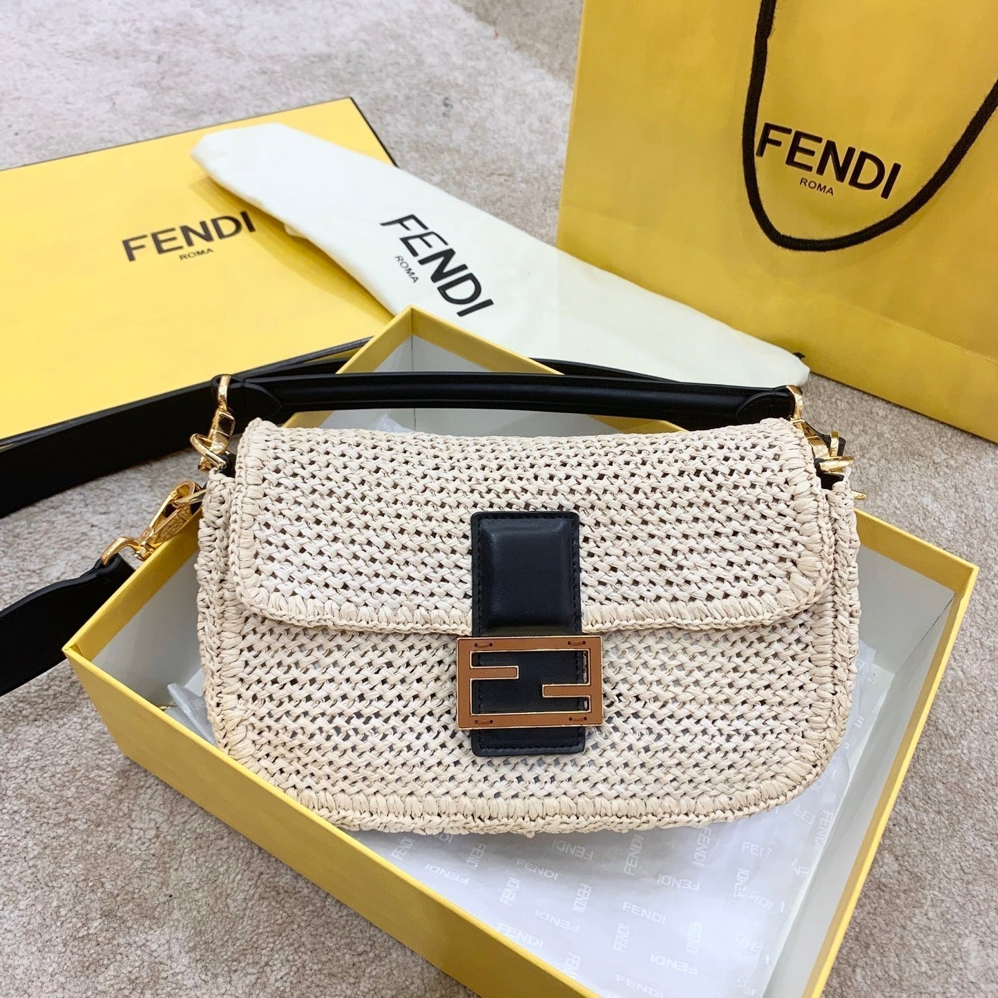 Top QualityTop Quality Baguette Woven Straw Black For Women, Women’s Handbags, Shoulder And Crossbody Bags 10in/26cm FF
