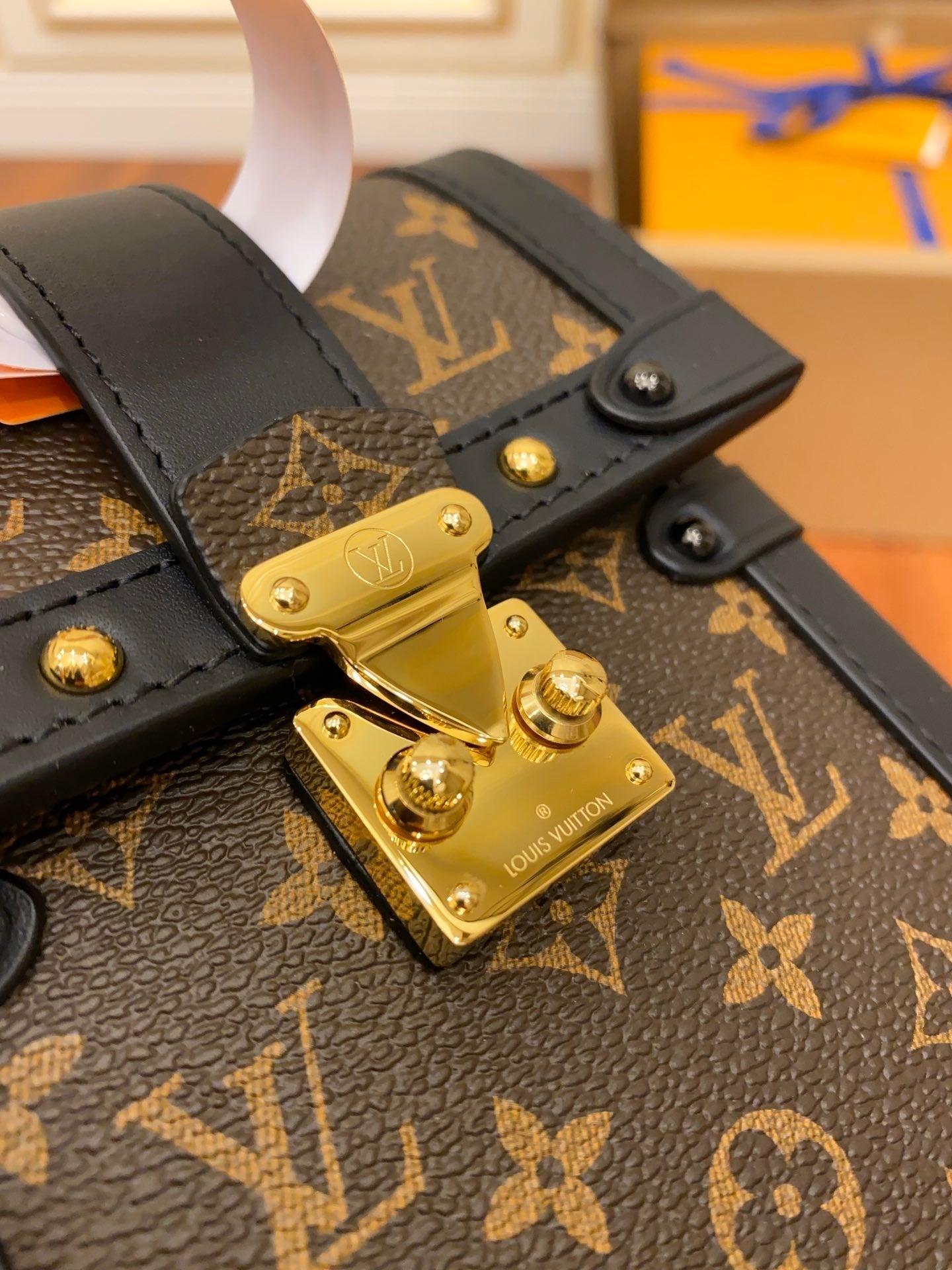 Top Quality Pochette Trunk Verticale Monogram Canvas Black For Women, WoChain Wallet 6.9in/18cm Top Quality M63913
