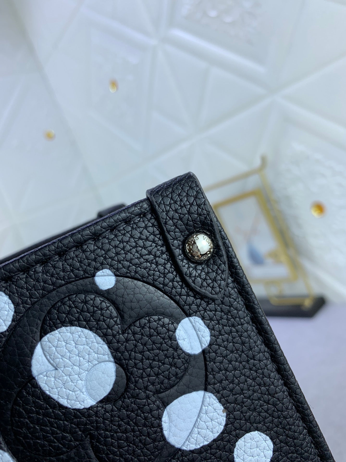 EN - New 1:1 rep Bag LUV 635