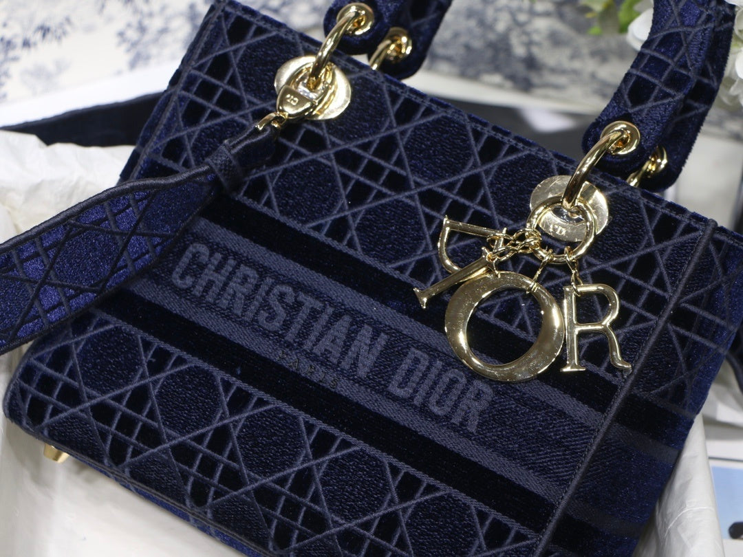 Top Quality MeTop Qualityum Lady D-Lite Bag Blue For Women 9.5in/24cm CD M0565OROC