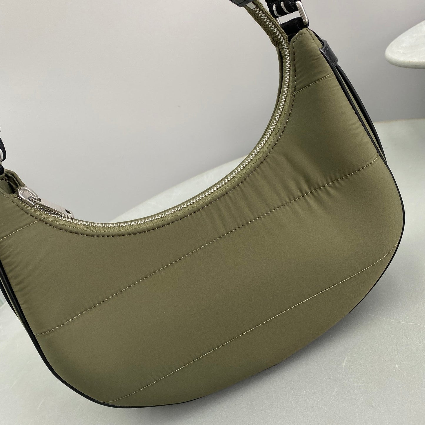 Top Quality MeTop Qualityum Ava Bag With Top Quality Strap In Quilted Nylon Khaki For Women 9in/23cm 196972DLI.15KH