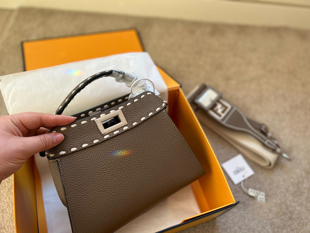 EN - New 1:1 rep  Bags FEI 249