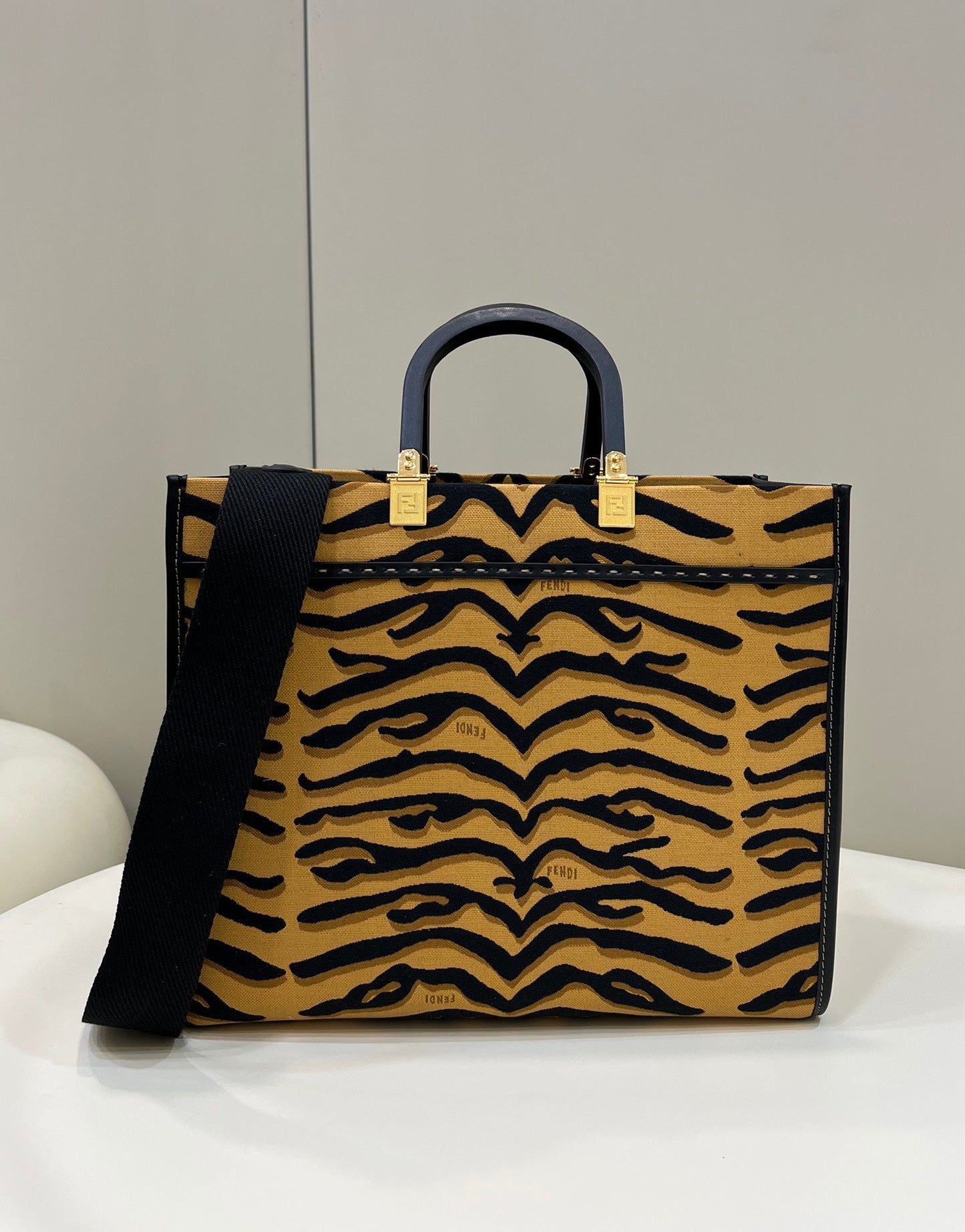 FI Sunshine MeTop Qualityum Multicolour Bag For Woman 31cm/12in 8BH386AJ7PF1GEU