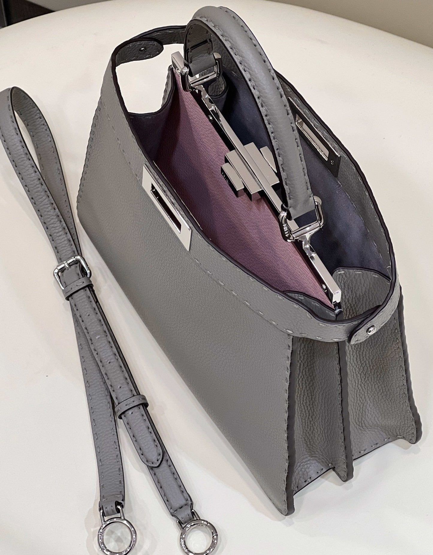 FI Top Quality ISeeU MeTop Qualityum Gray For Women, Handbags, Shoulder Bags 13.1in/33.5cm FF