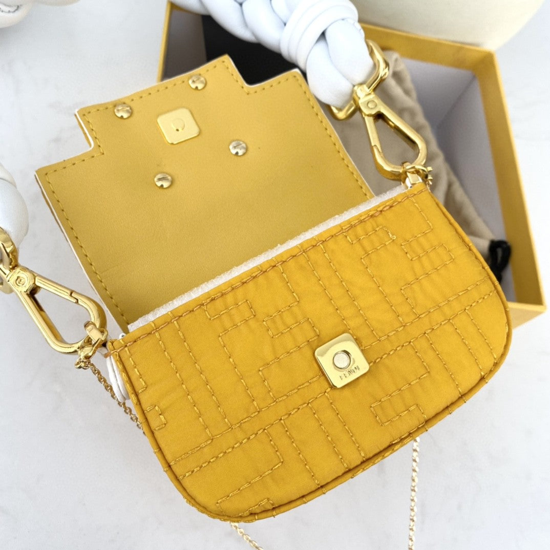 Top QualityTop Quality Nano Baguette Maxi Handle Yellow and White Bag For Woman 6.5cm/2.5in