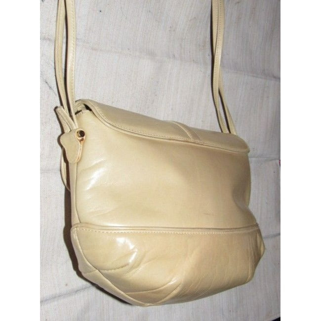 Gucci   Buttery Soft Beige Or Nude Leather Shoulder Bag
