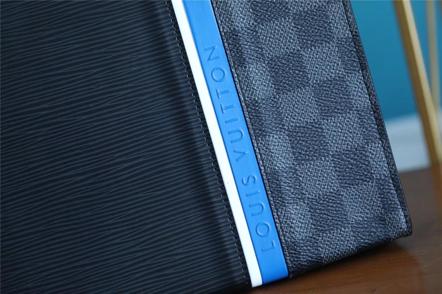 Top Quality Pochette Voyage MM Epi Damier Graphite Canvas Black For Men, Travel Accessories 27cm Top Quality M56827
