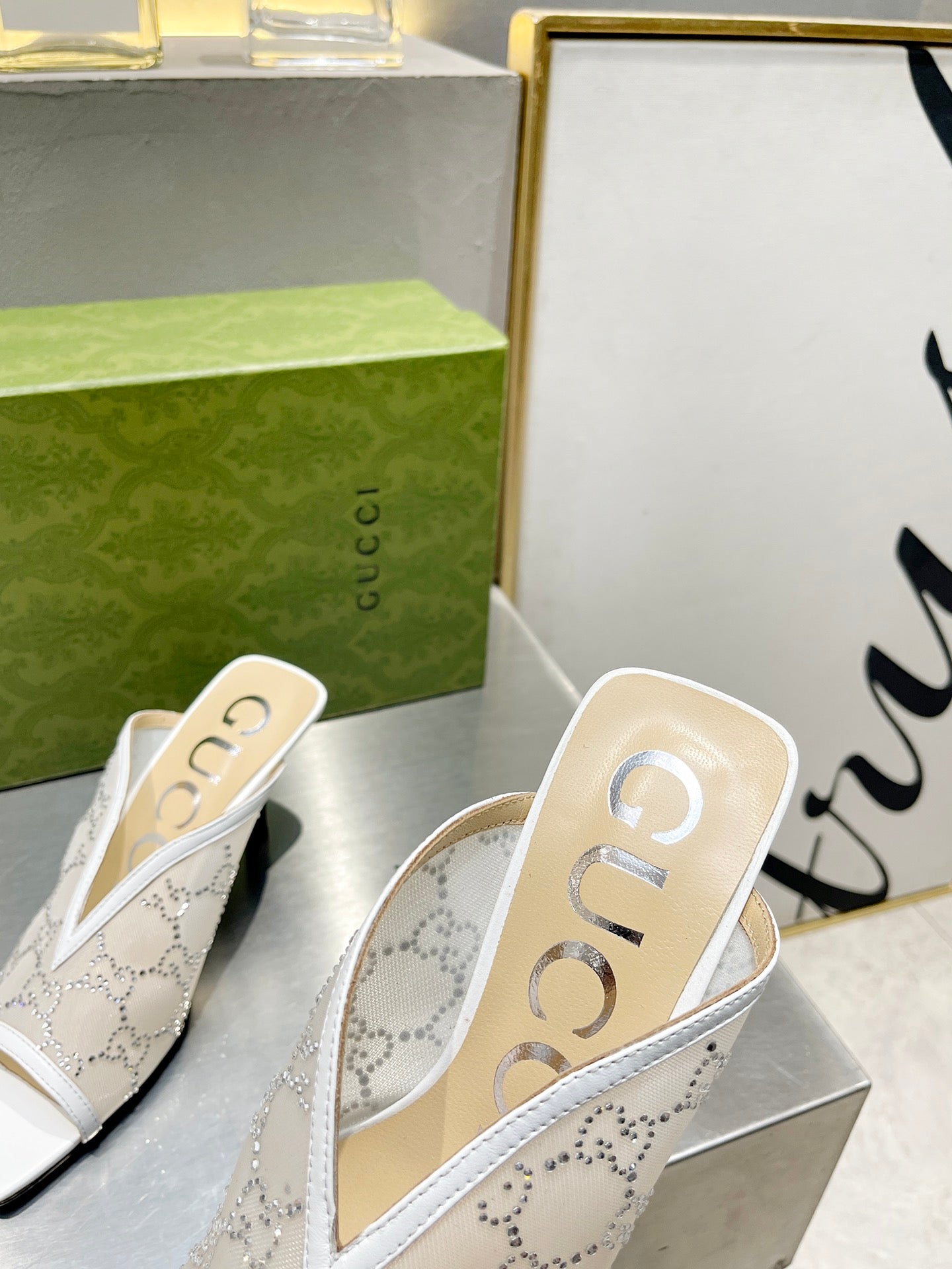 New 1:1 rep GCI HIGH HEELS 042