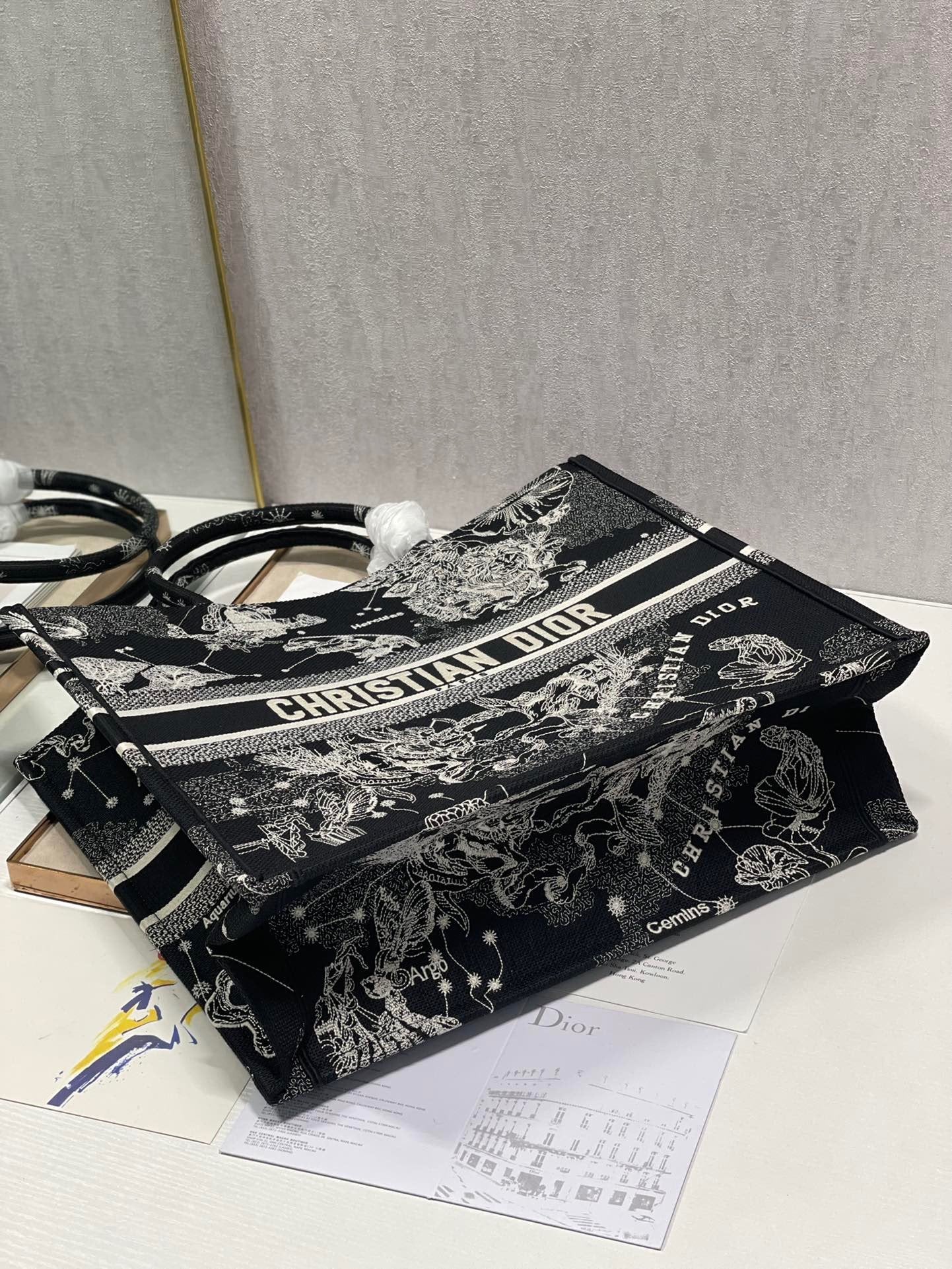 Top Quality Large Book Tote Black And White, For Women, Womens Handbags 16.5in/42cm CD