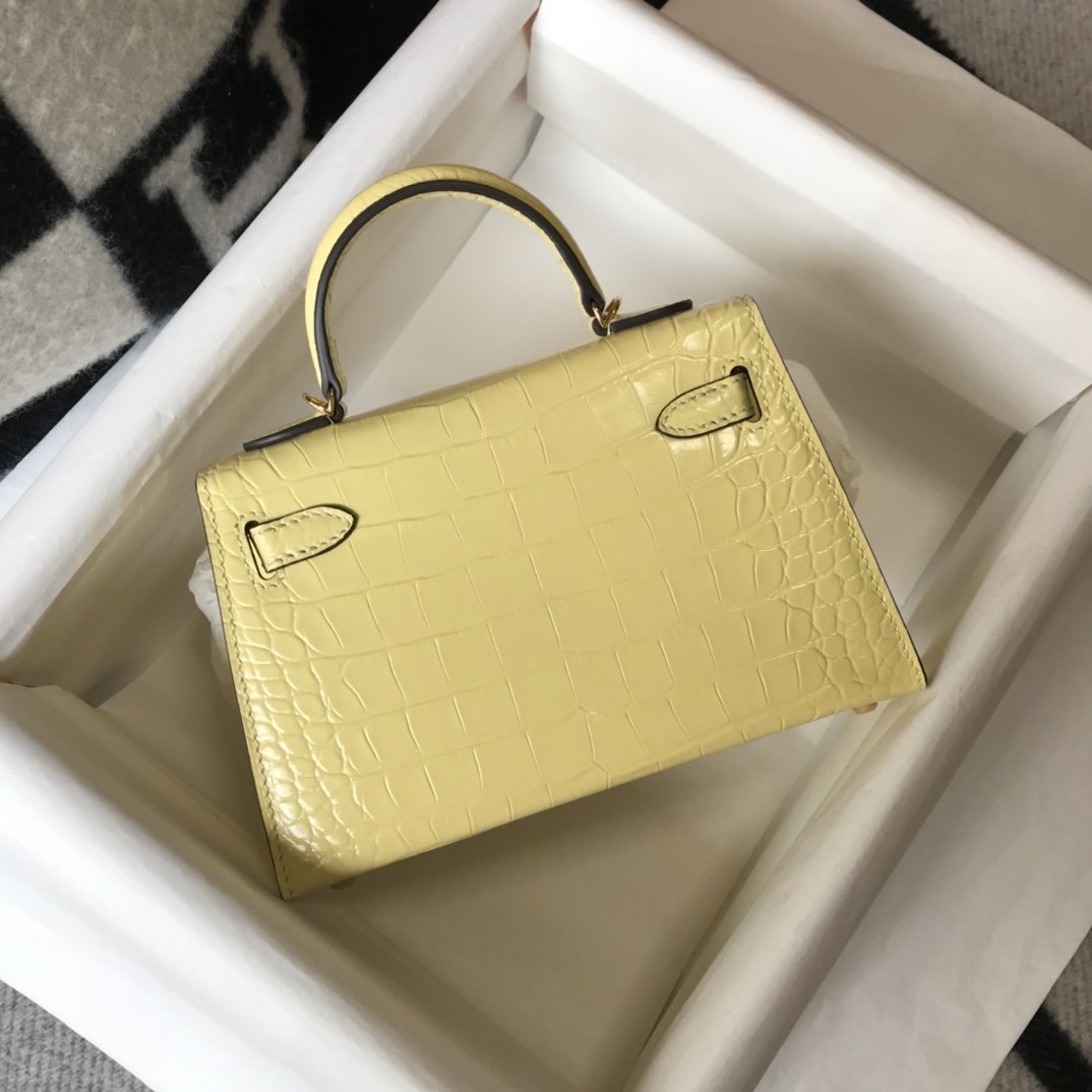 Top Quality Kelly Cream For Women Gold Toned Hardware 7.8in/20cm