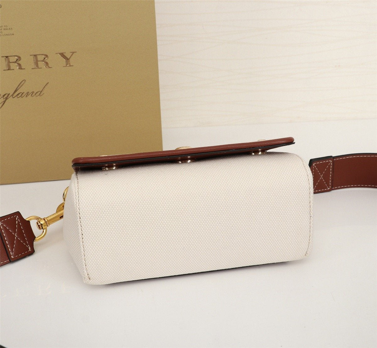 EN - New 1:1 rep  Bags BBR 018
