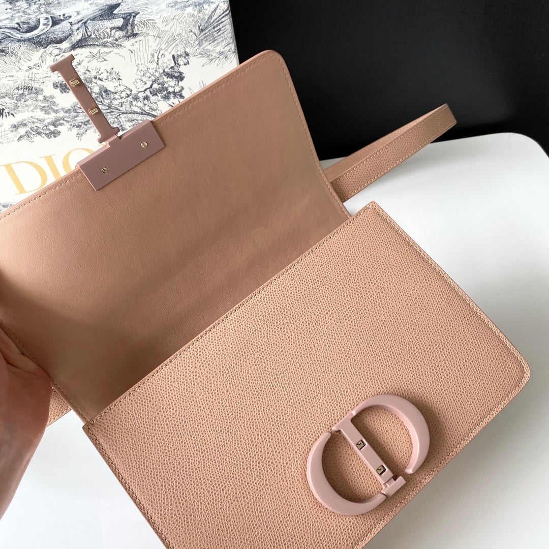 Top Quality 30 Montaingne Bag For Women 24cm/9.5in CD M9203UMOS_M46E