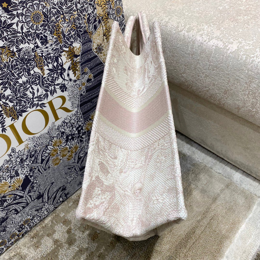 Top Quality MeTop Qualityum Book Tote Rose Des Vents Oblique Embroidery, Light Pink, For Women Women’s Handbags, 36cm CD M1296ZRIW_M912