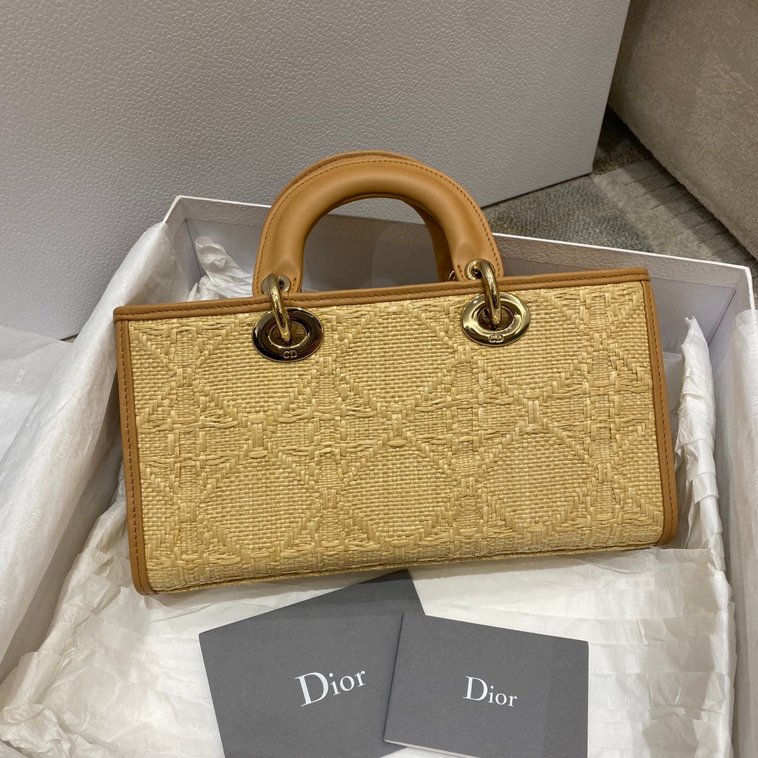 Top Quality Lady D-Joy Bag Natural Cannage Raffia, Brown Handbags, 26cm CD M0540OMBD_M925