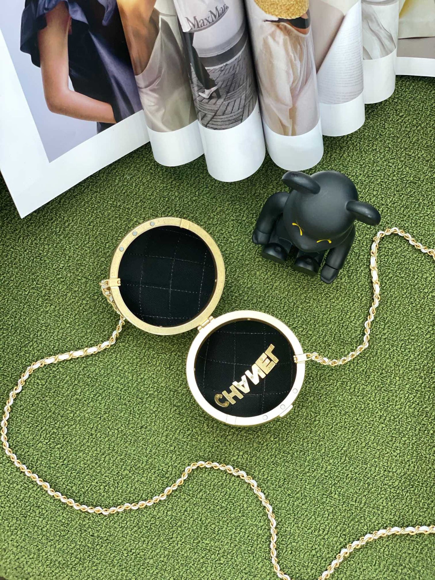 CHL Ball Bag Black and Gold Chain Bag For Women 23.5cm/95in