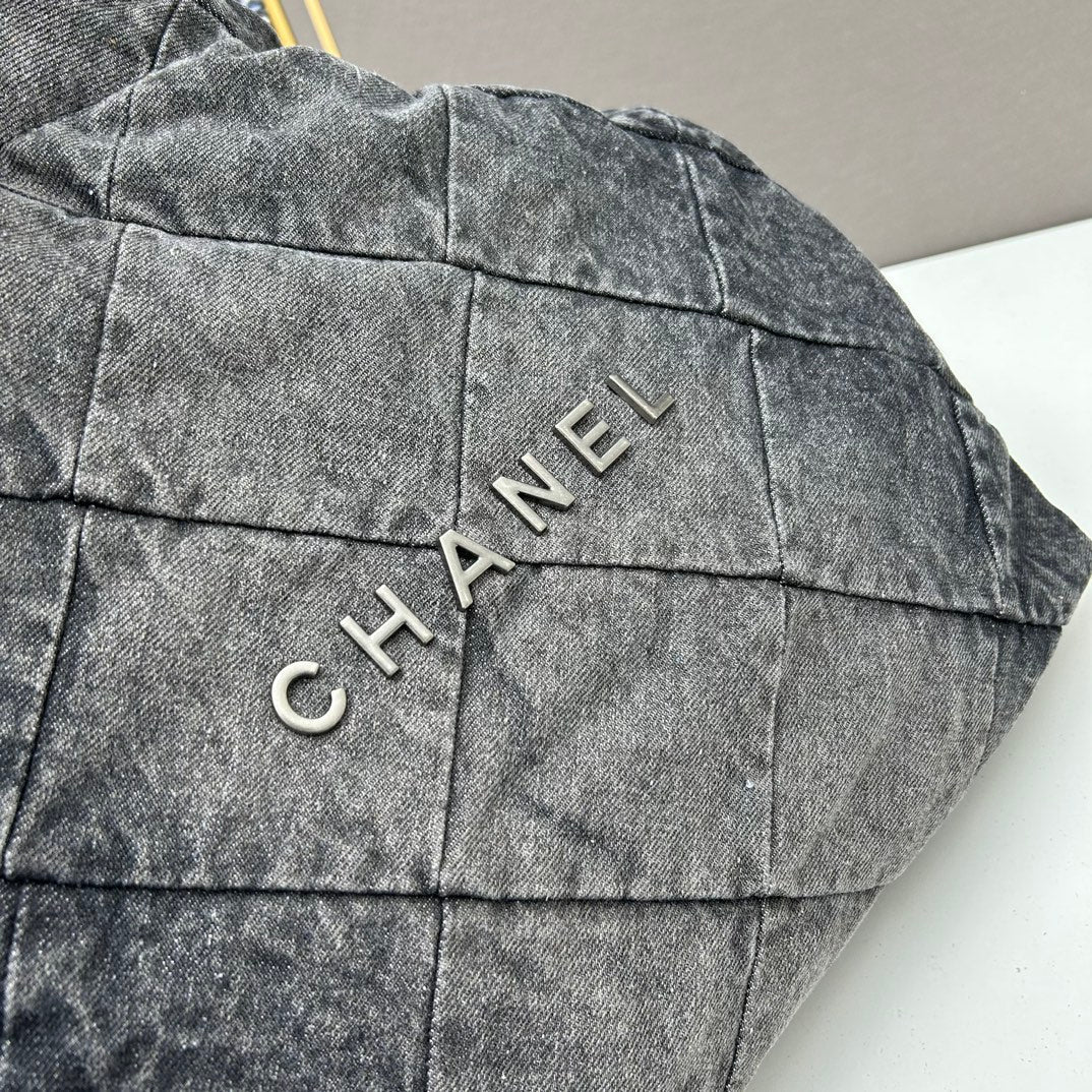 EN - New 1:1 rep  Top Quality CHL Bag 553