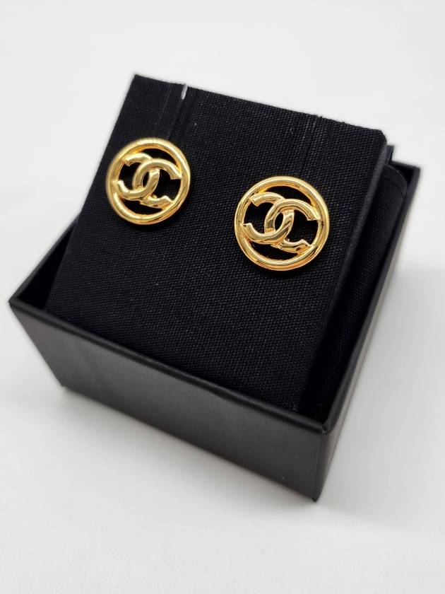 CC Logo Round Stud Earrings Gold Chanel