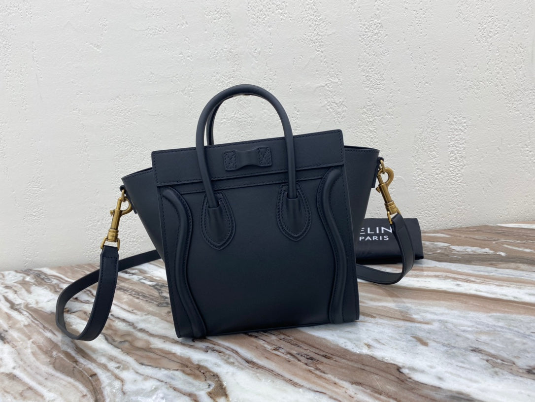 Top Quality Nano LuGucciage Bag In Drummed Black For Women 8in/20cm 189243HSC.38NO