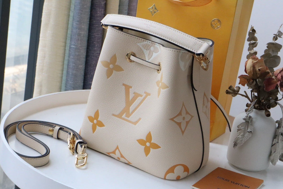 Top Quality NeoNoe BB Bucket Bag Monogram Empreinte Cream/Saffron For Women, Womens Bags, Shoulder Bags 7.9in/20cm Top Quality M45716
