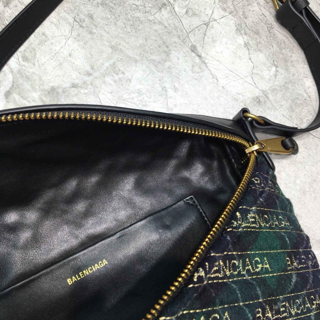 Top Quality Souvenir XXS Belt Bag In Black, For Women,  Bags 11.8in/30cm