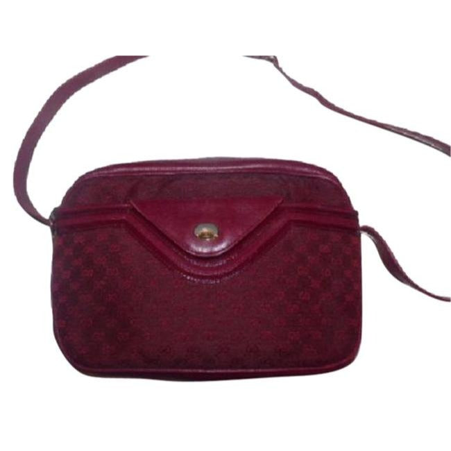 Gucci   Shades Of Burgundy With Small G Logo Print