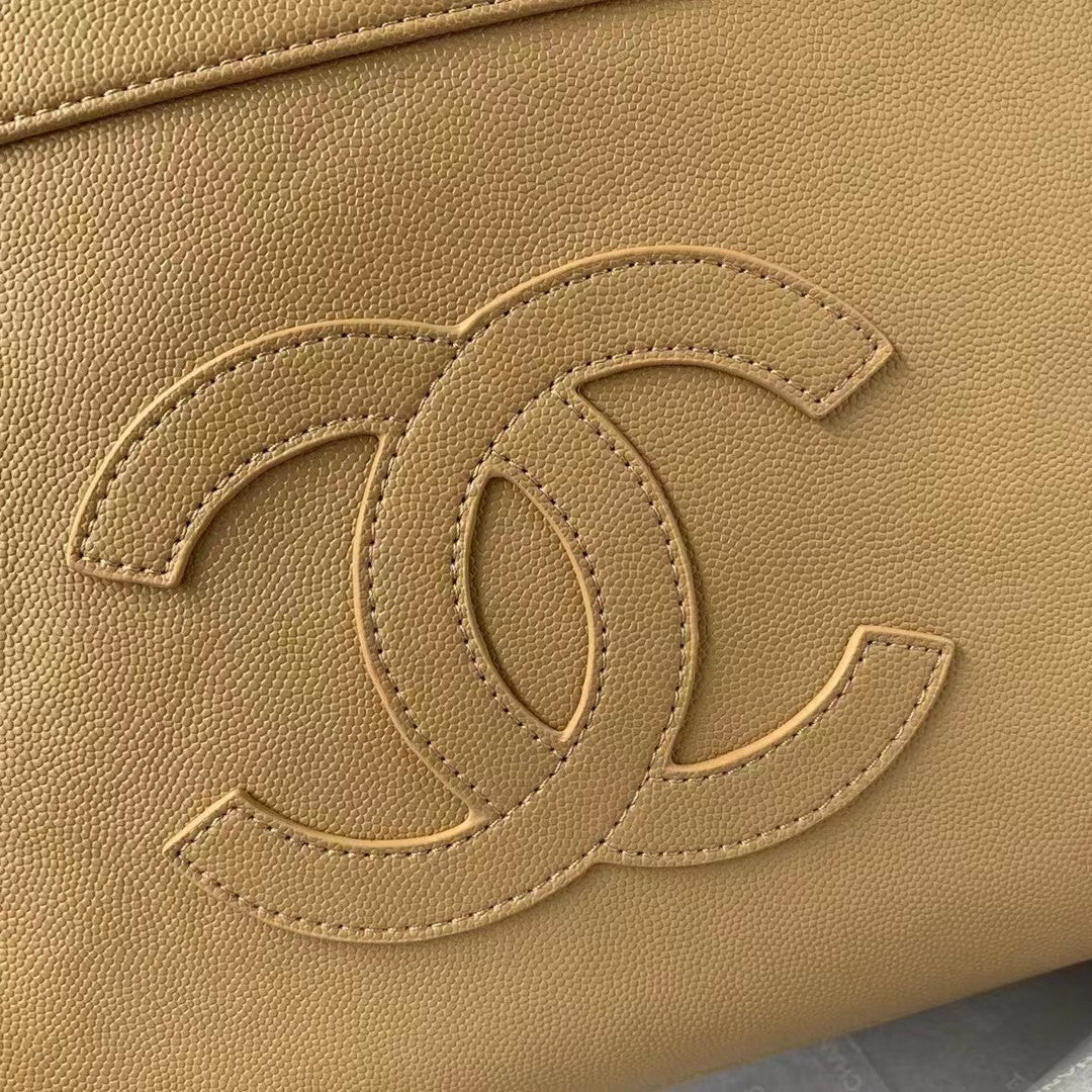 CHL CHLOpen Tote Caviar East West Beige For Women, Women’s Bags 14.5in/36.9cm