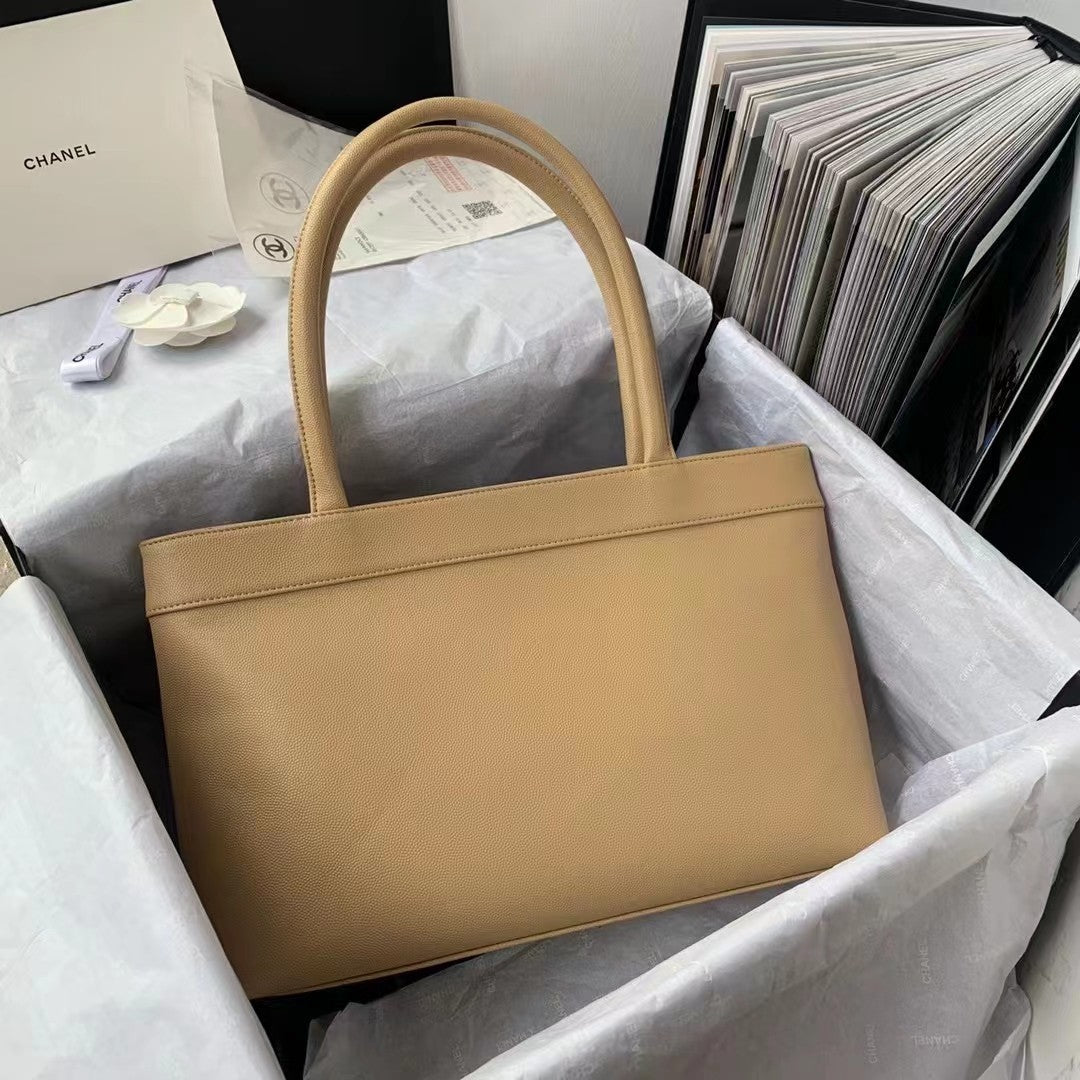 CHL CHLOpen Tote Caviar East West Beige For Women, Women’s Bags 14.5in/36.9cm