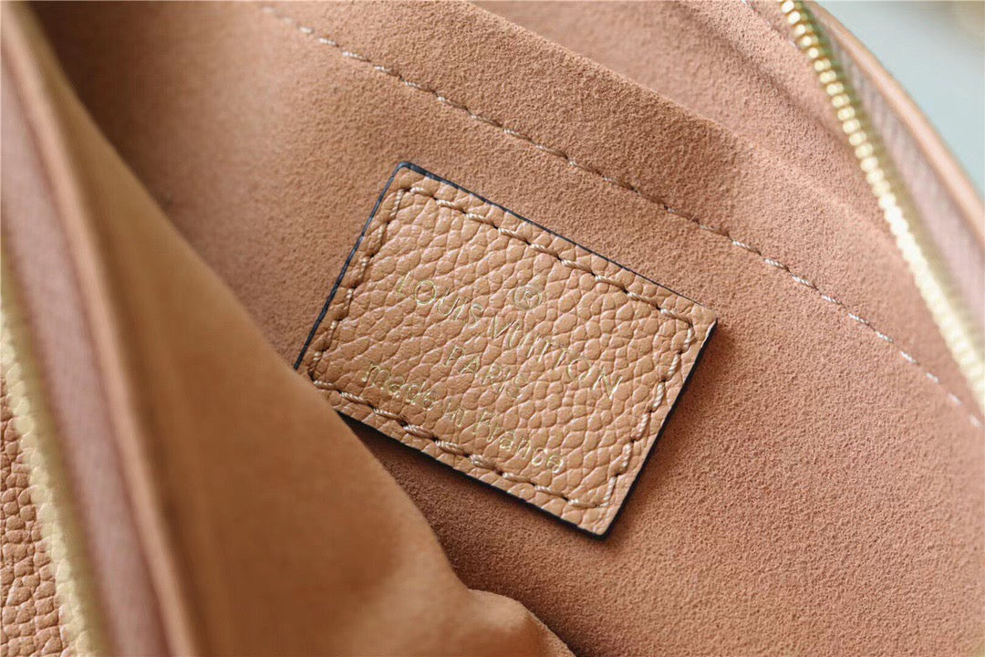 Top Quality Multi Pochette Accessoires Monogram Empreinte Arizona Beige / Cream For Women,  Shoulder And Crossbody Bags 9.8in/25cm Top Quality M45983