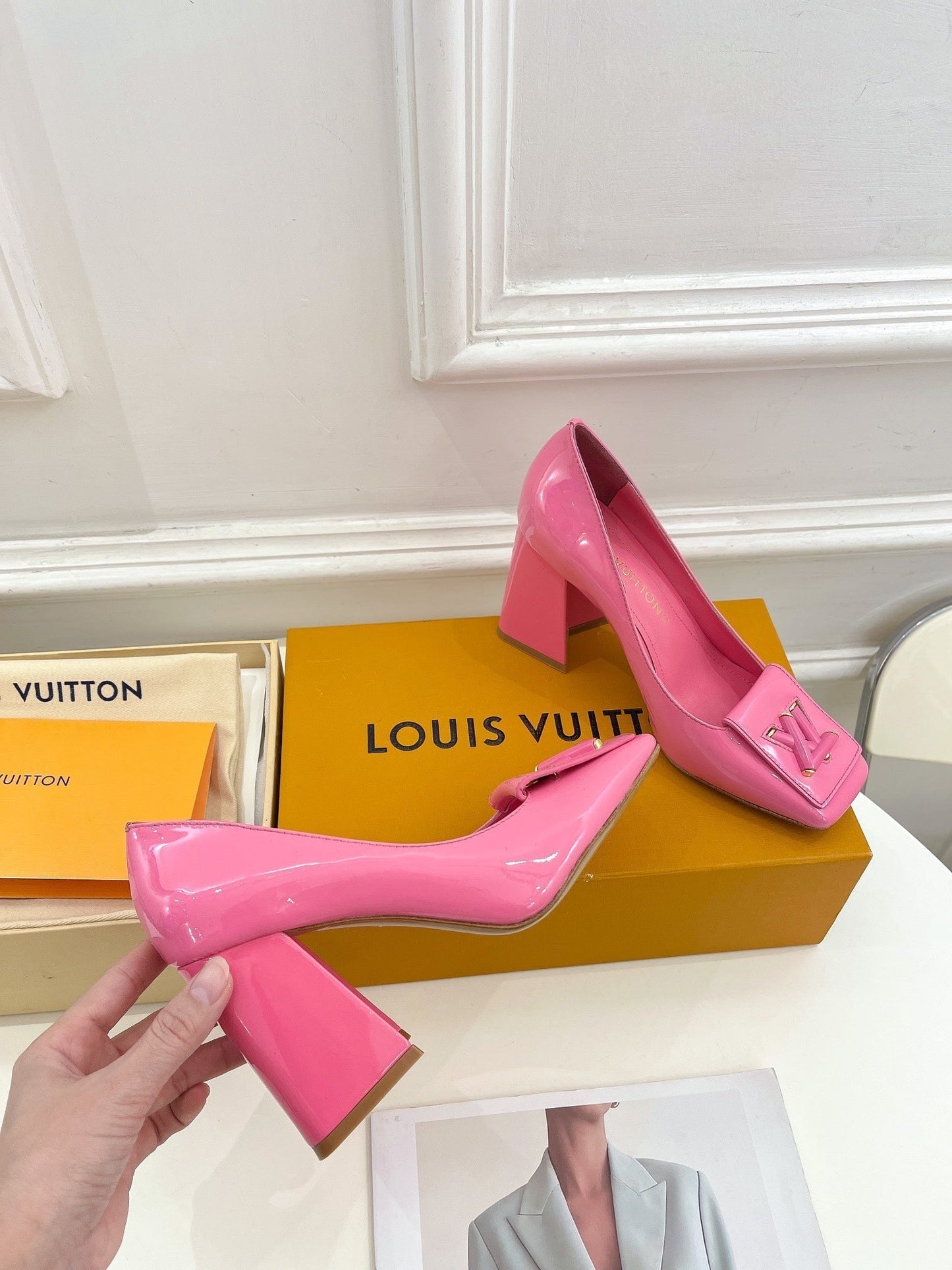 New 1:1 rep LUV High Heel Shoes 009
