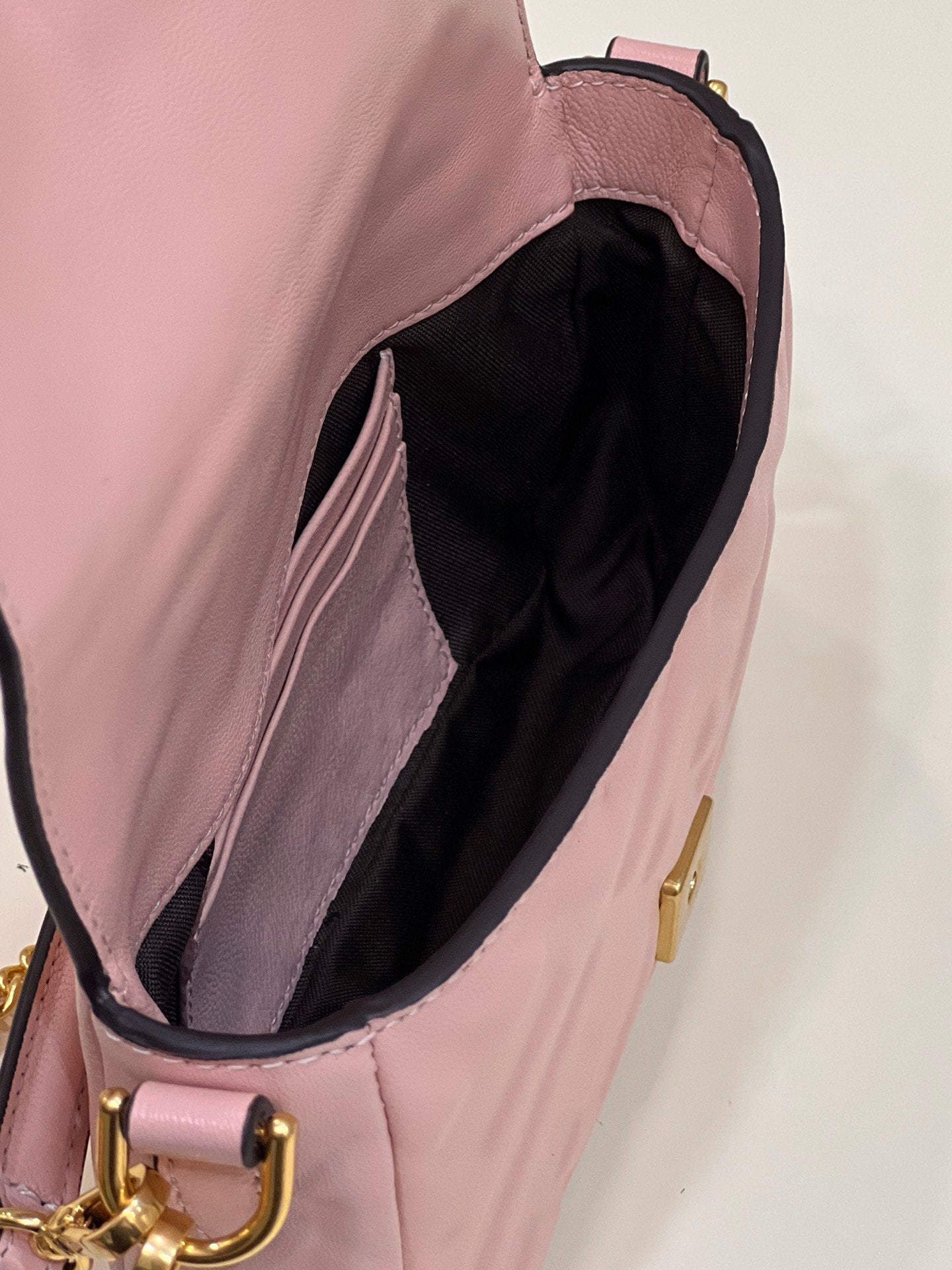 Top QualityTop Quality Baguette Pink For Women, Women’s Handbags, Shoulder And Crossbody Bags 7.5in/19cm FF 8BS017