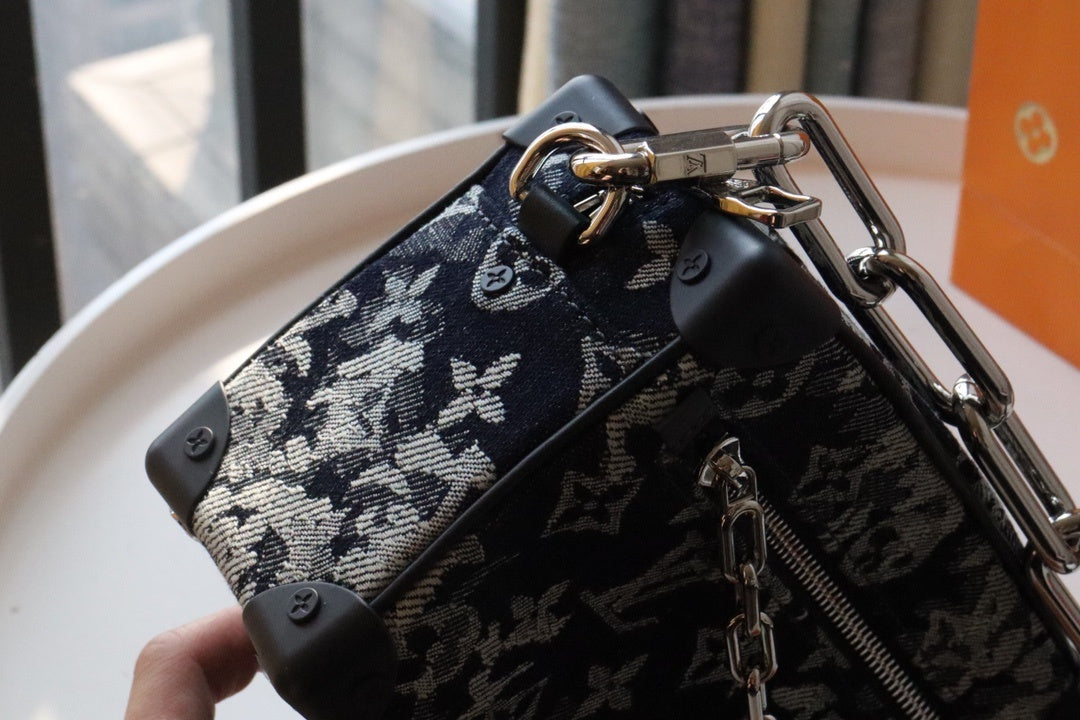 Top Quality Mini Soft Trunk Monogram Tapestry Canvas By Virgil Abloh For Women, WoBags, Shoulder And Crossbody Bags 7.3in/18.5cm Top Quality M80033