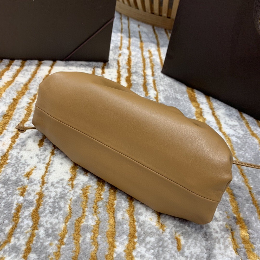 Top Quality Mini Pouch For Women 8.6in/22cm In Brown 585852VCP402618