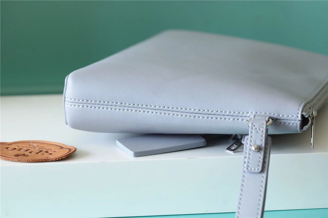 Top Quality Pochette Ipad Grey Aerogram For Men, Wallet 30cm Top Quality M81029
