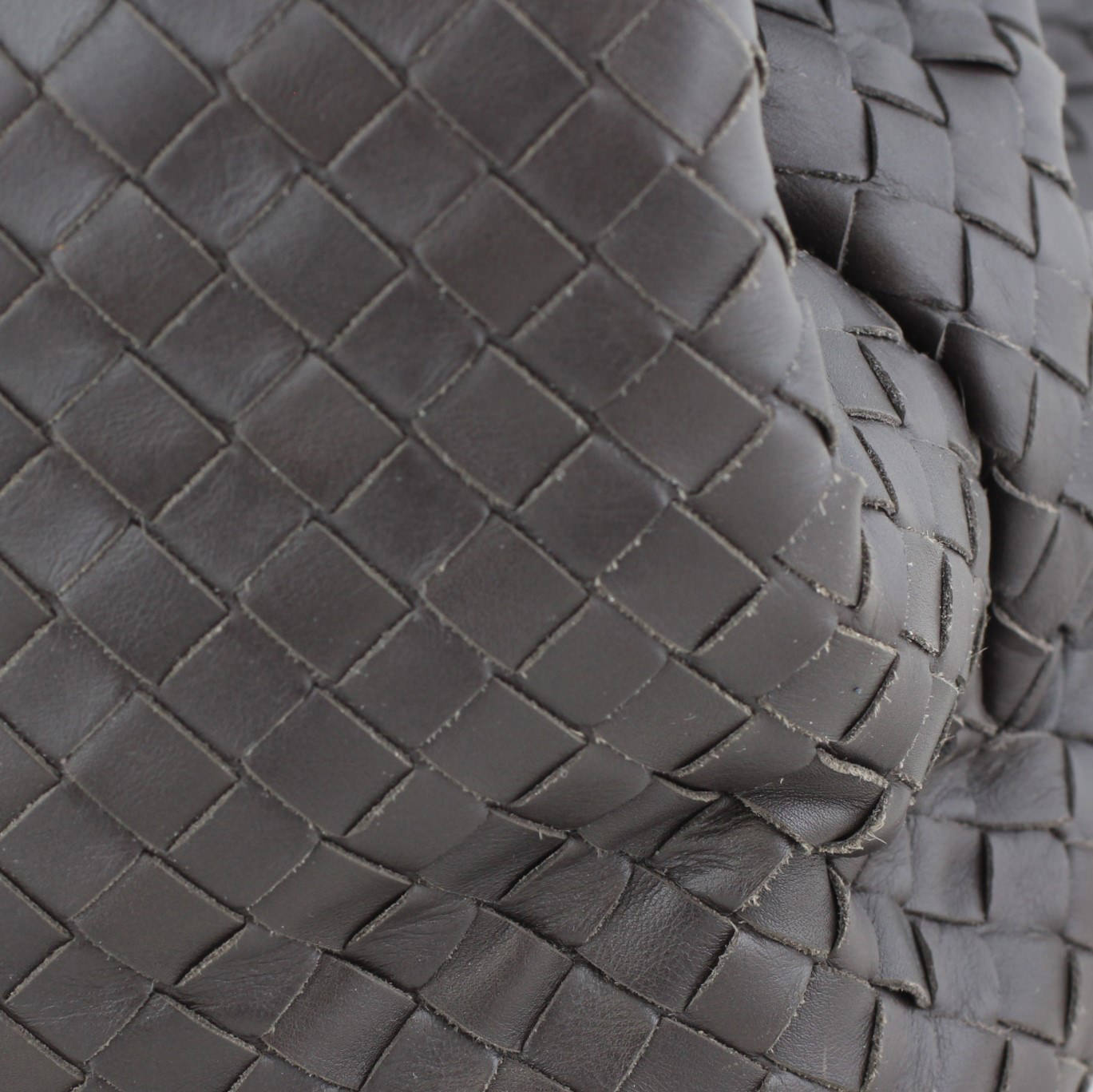 Bottega Veneta Intrecciato Roma Medium