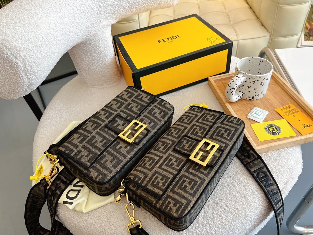 EN - New 1:1 rep Lux Bags FEI 271