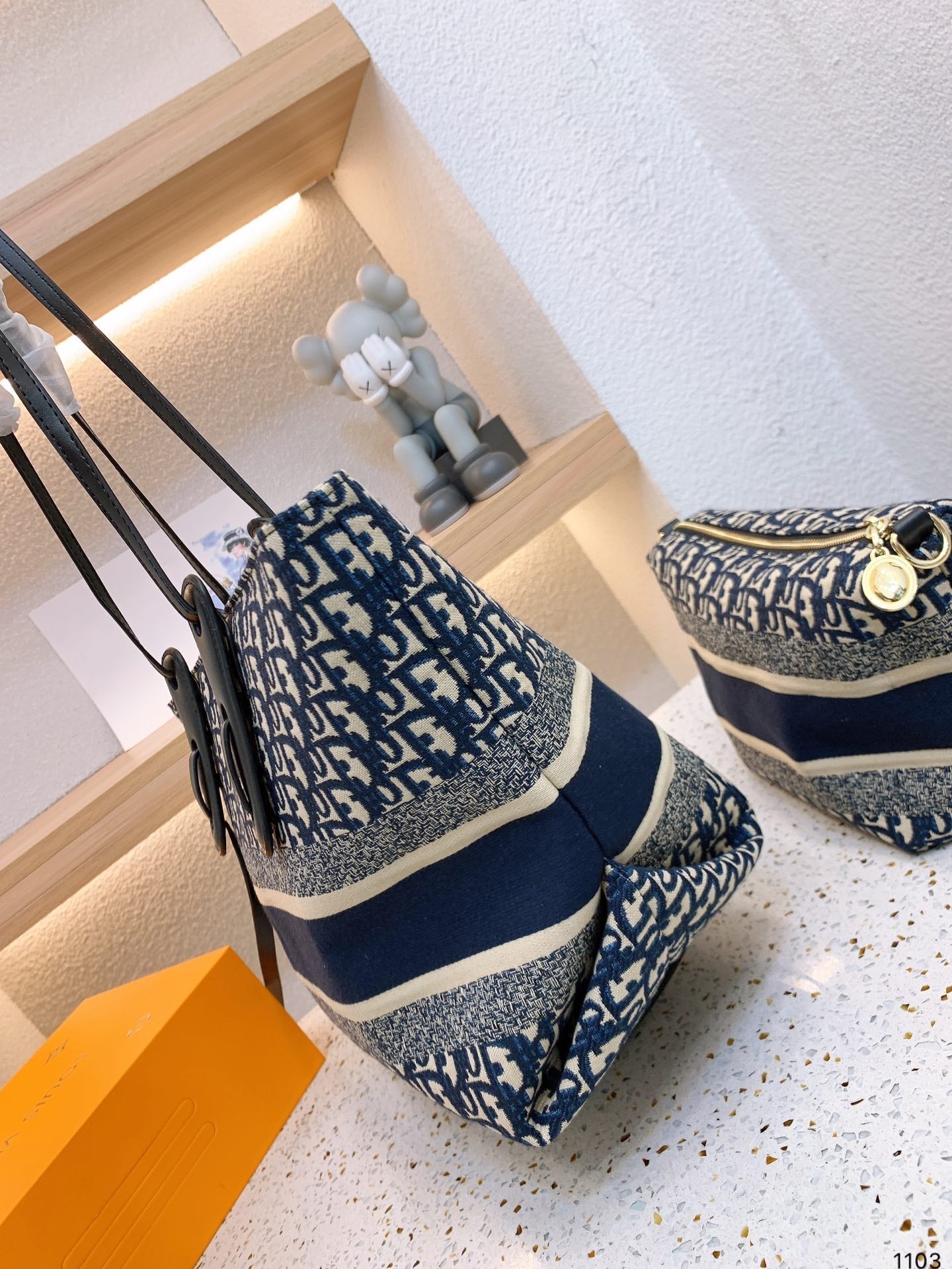 EN - New 1:1 rep Lux Bags DIR 348